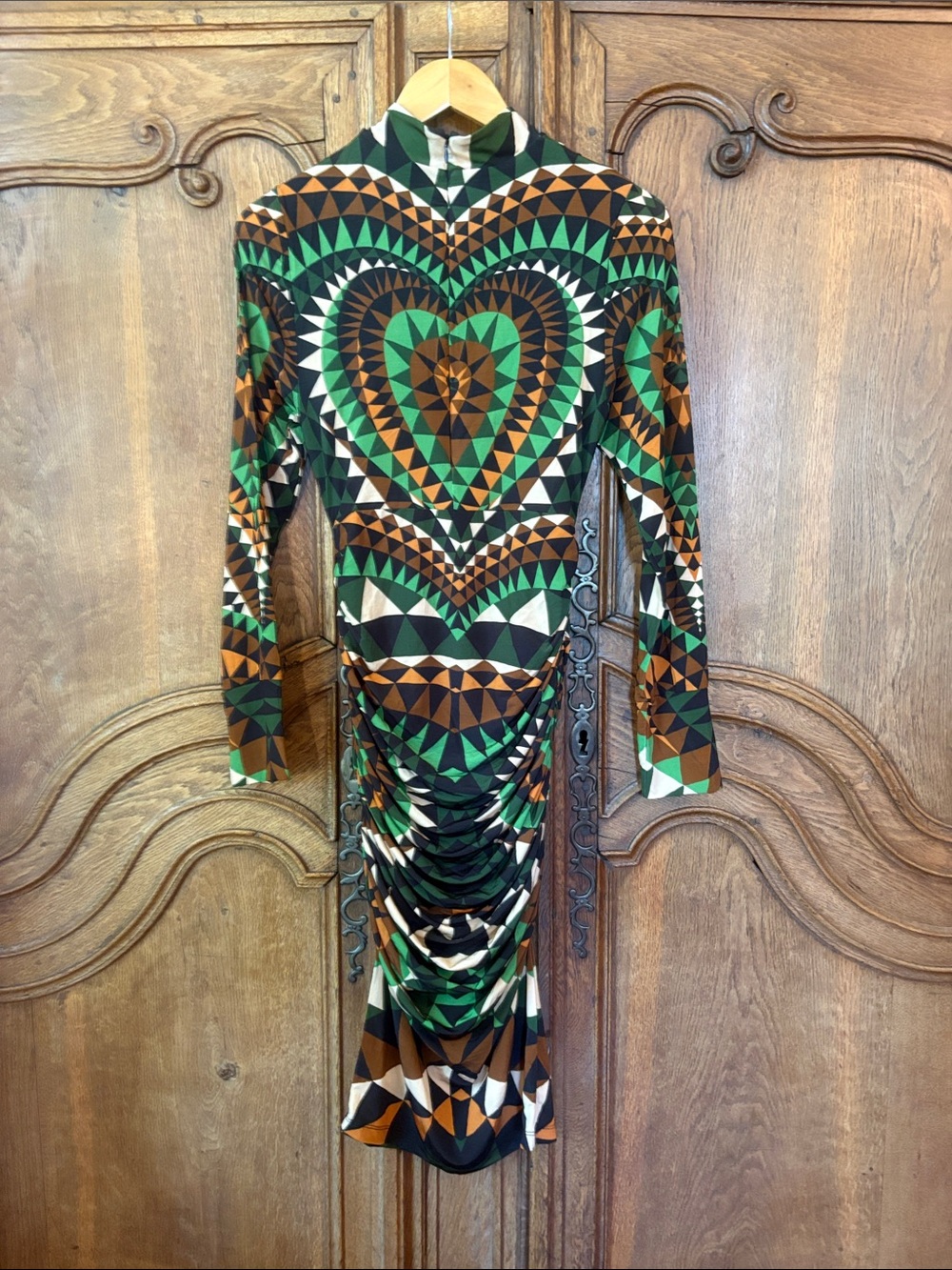 FARM Rio Heart Deco Jersey Midi Dress - Picture 8 of 15